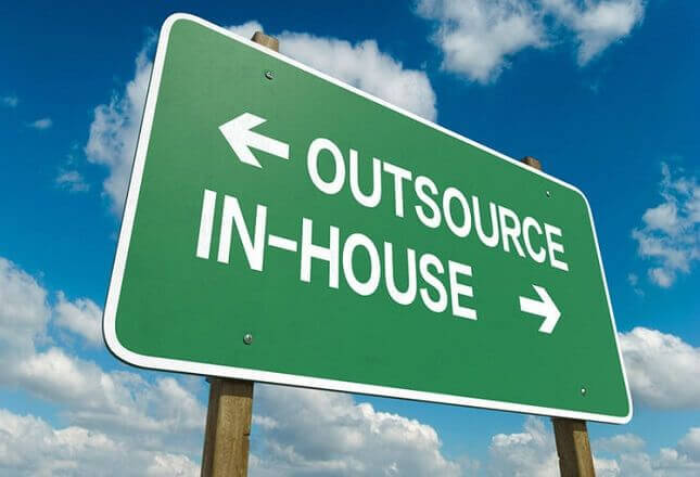 outsourcing-inhouse-nearshore